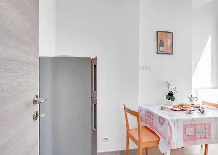 Guesthost - La Bella Vista Sea View Terrace Flat Apartamento Bari