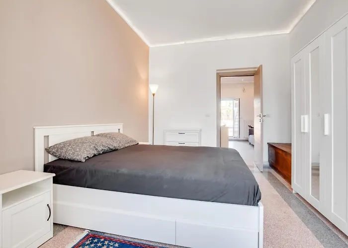 Apartamento Guesthost - La Bella Vista Sea View Terrace Flat Bari