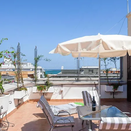 Guesthost - La Bella Vista Sea View Terrace Flat